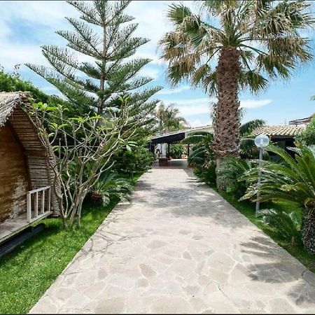 Rumah Saya Campofelice Di Roccella Bagian luar foto