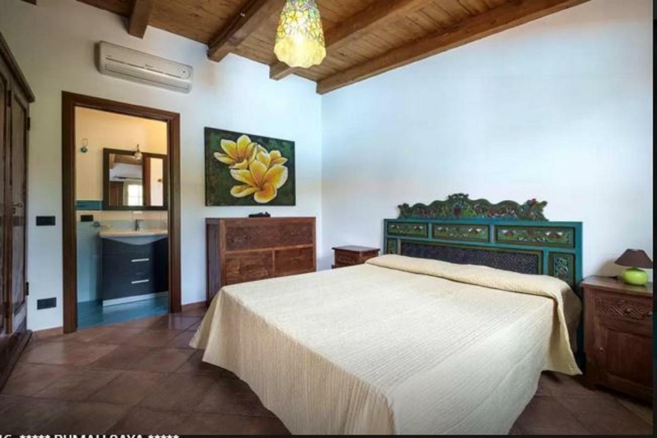 Rumah Saya Campofelice Di Roccella Bagian luar foto